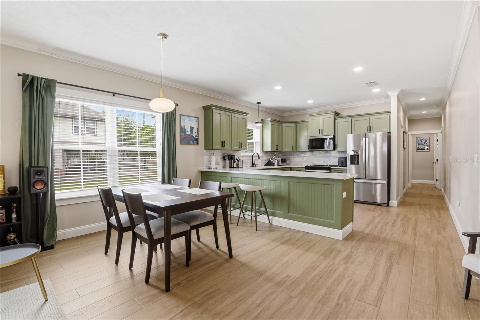 BROWNS ADD E1/2 - Residential