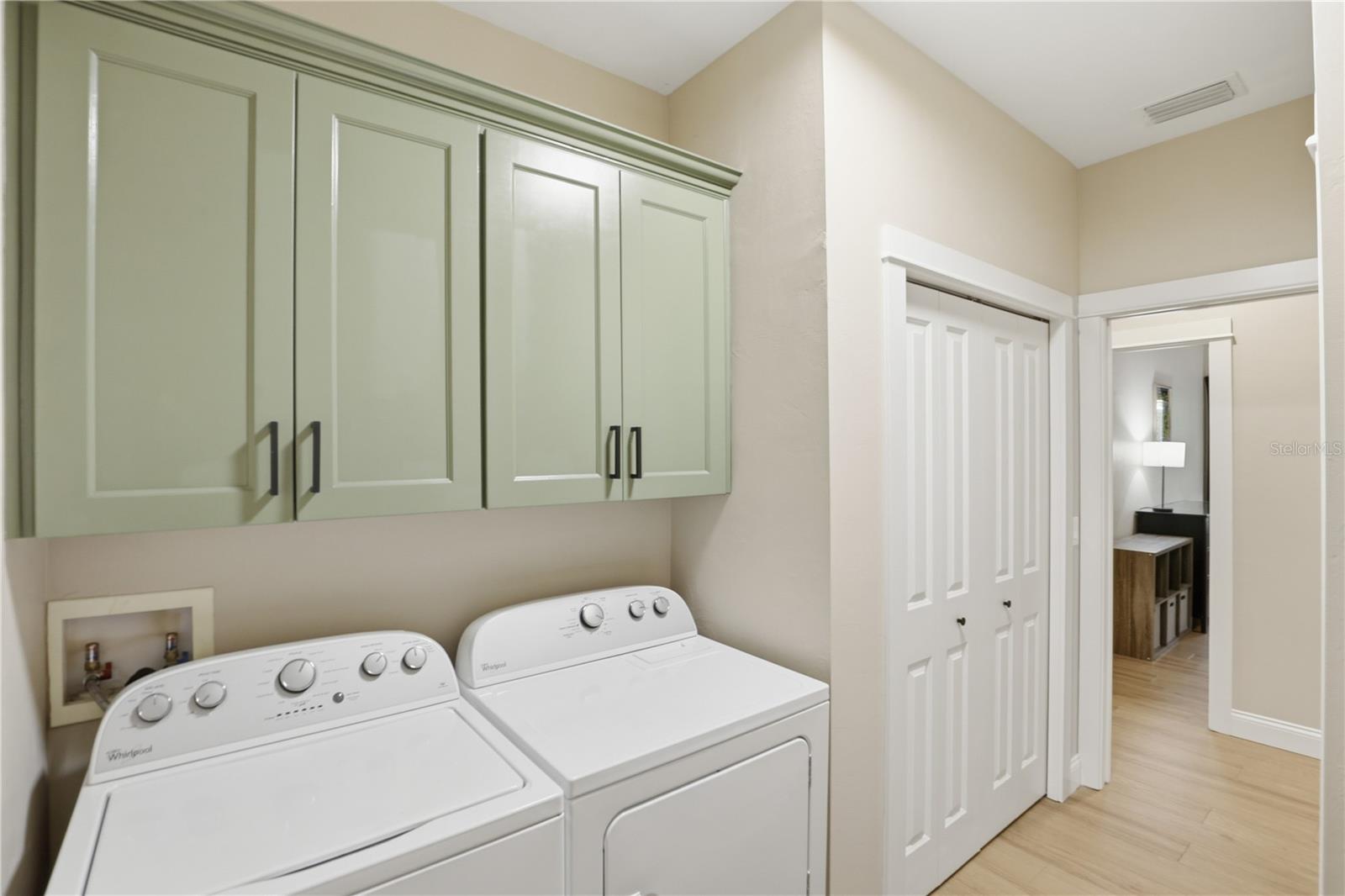 BROWNS ADD E1/2 - Residential