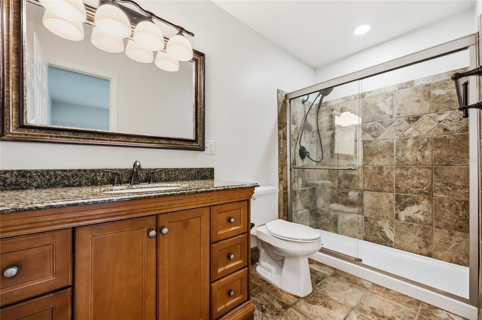 ALHAMBRA VILLAS CONDO 01-04 - Residential