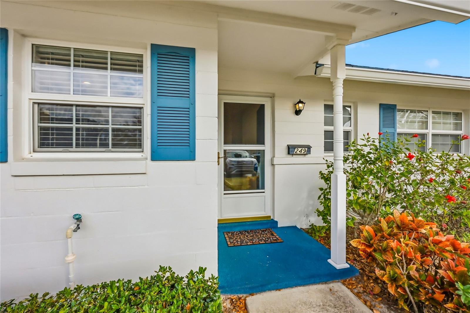 249 N HILL AVENUE 30