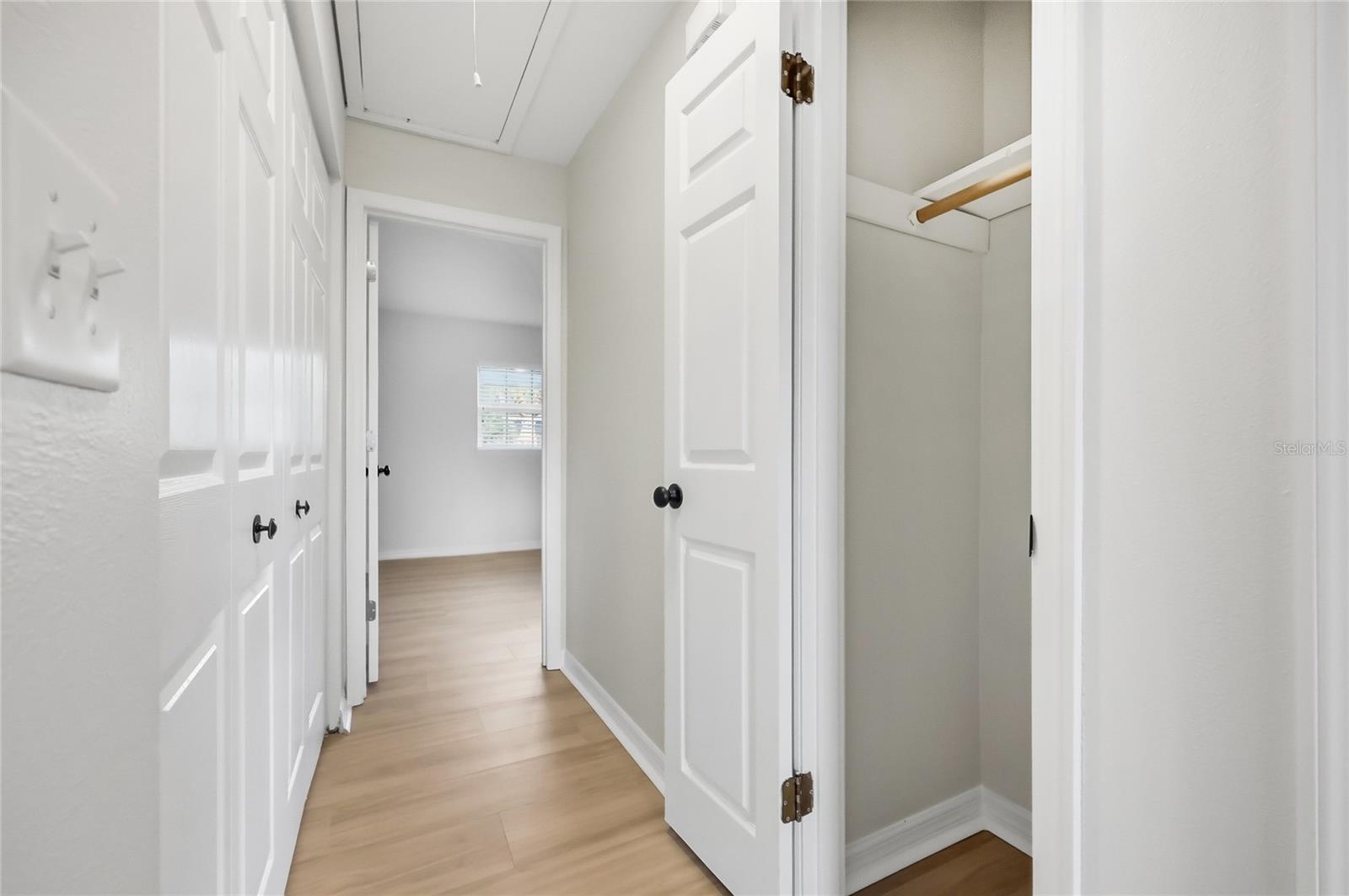 ALHAMBRA VILLAS CONDO 01-04 - Residential