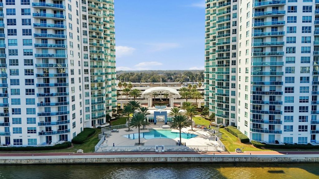 Photo of 241 Riverside Drive #207, Daytona Beach, FL 32117 (MLS # V4947158)