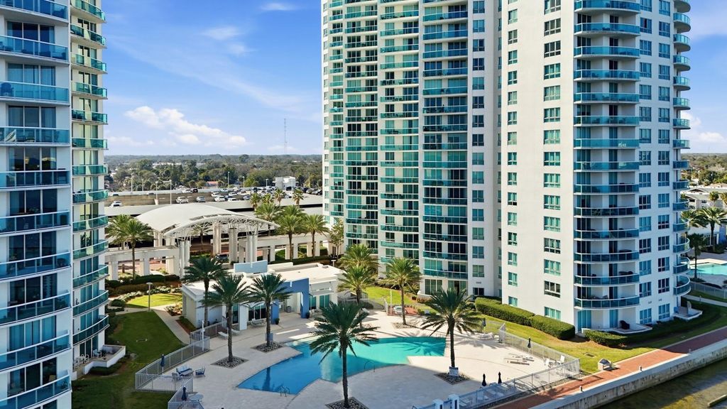 Photo of 241 Riverside Drive #207, Daytona Beach, FL 32117 (MLS # V4947158)