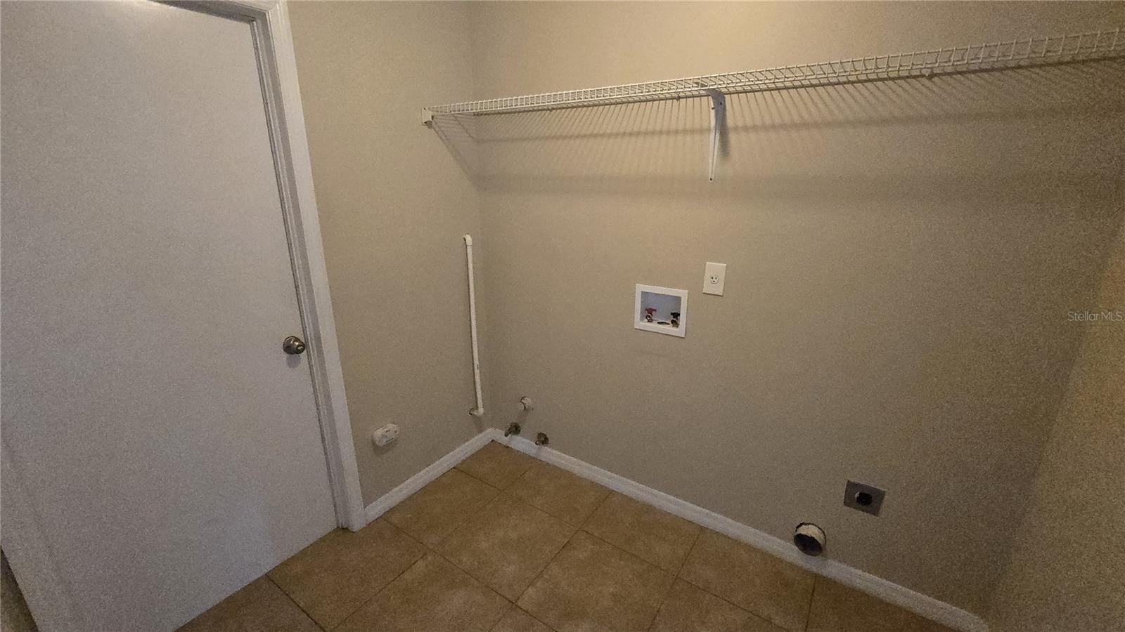 BLOOMINGDALE SEC L UNIT - Residential