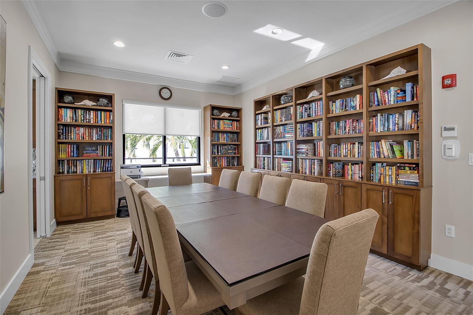 PLAYERS CLUB I - Residential