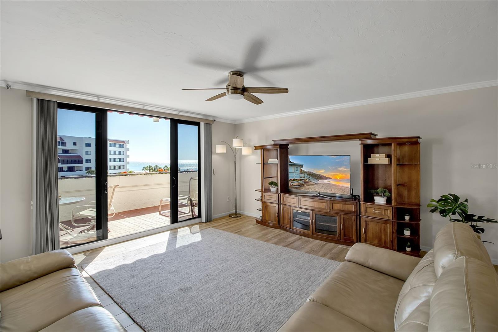 PLAYERS CLUB I - Residential