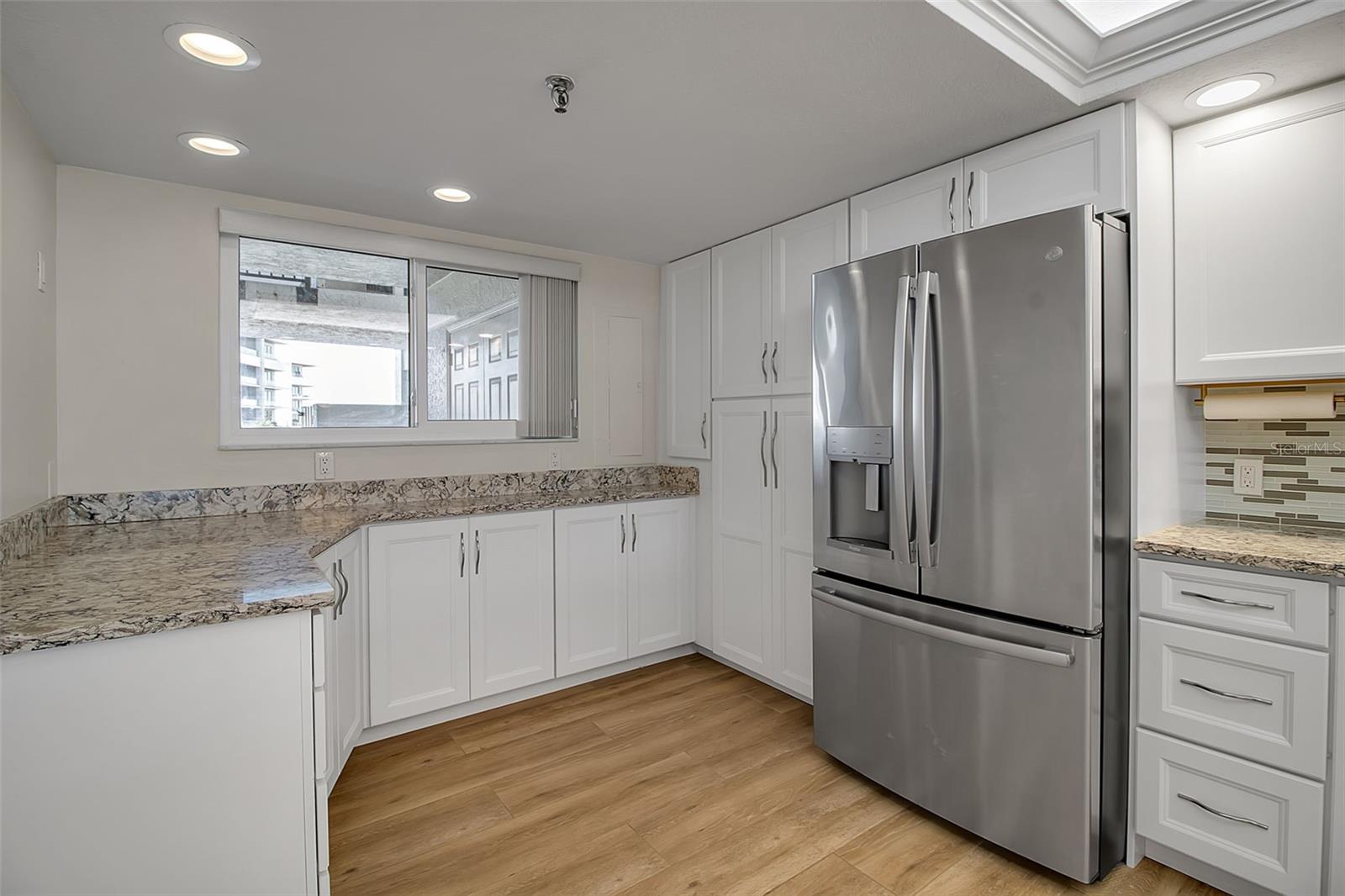 PLAYERS CLUB I - Residential