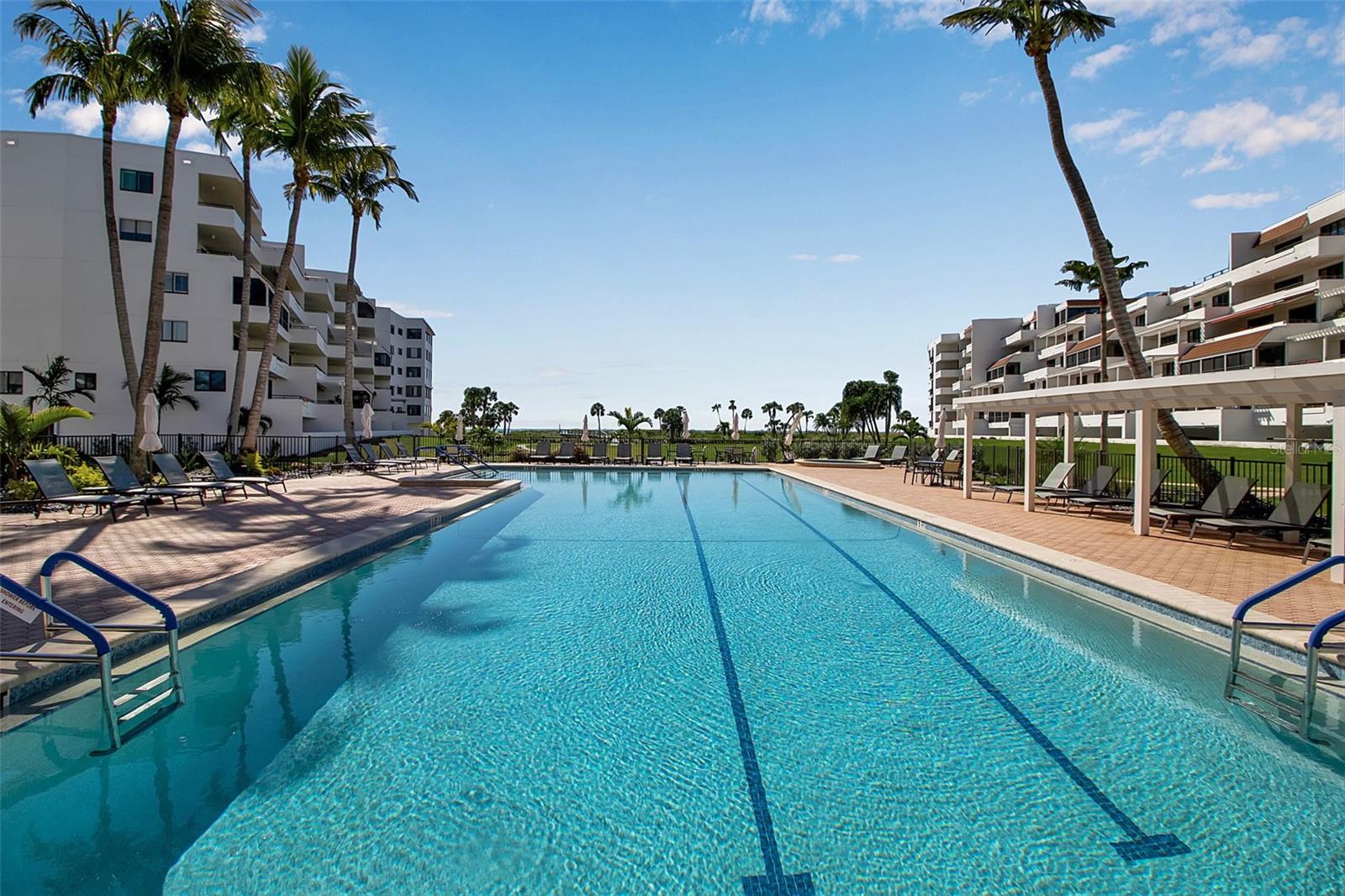 PLAYERS CLUB I - Residential