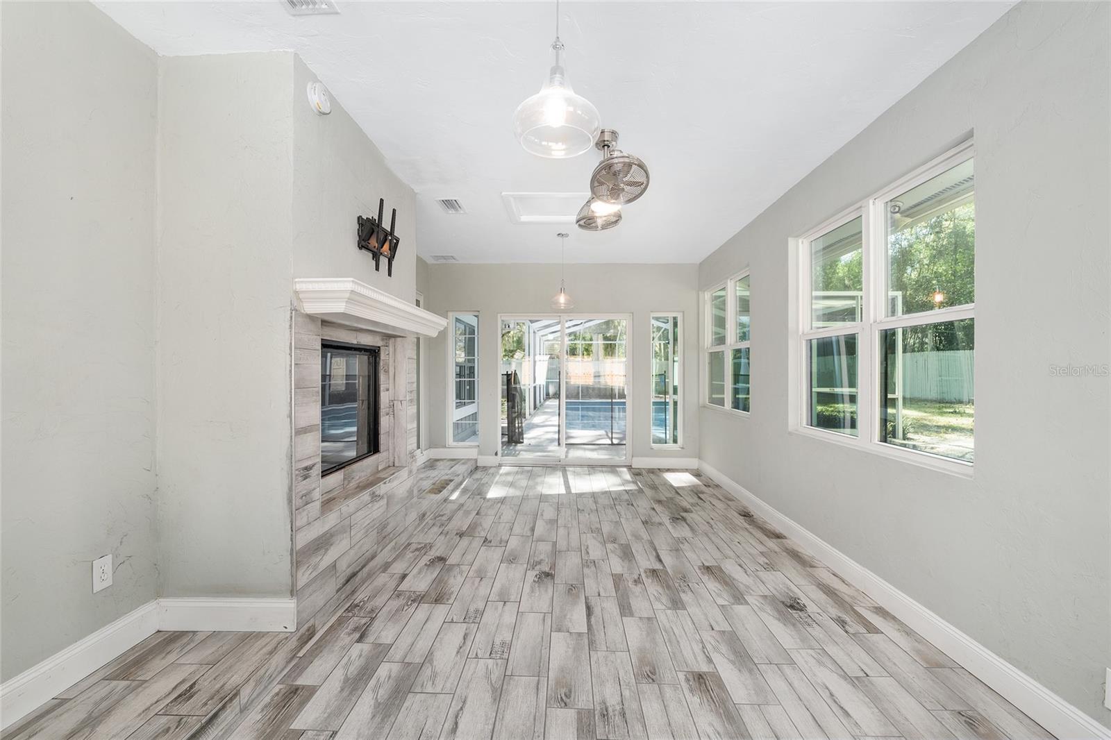 SUNRISE - Residential