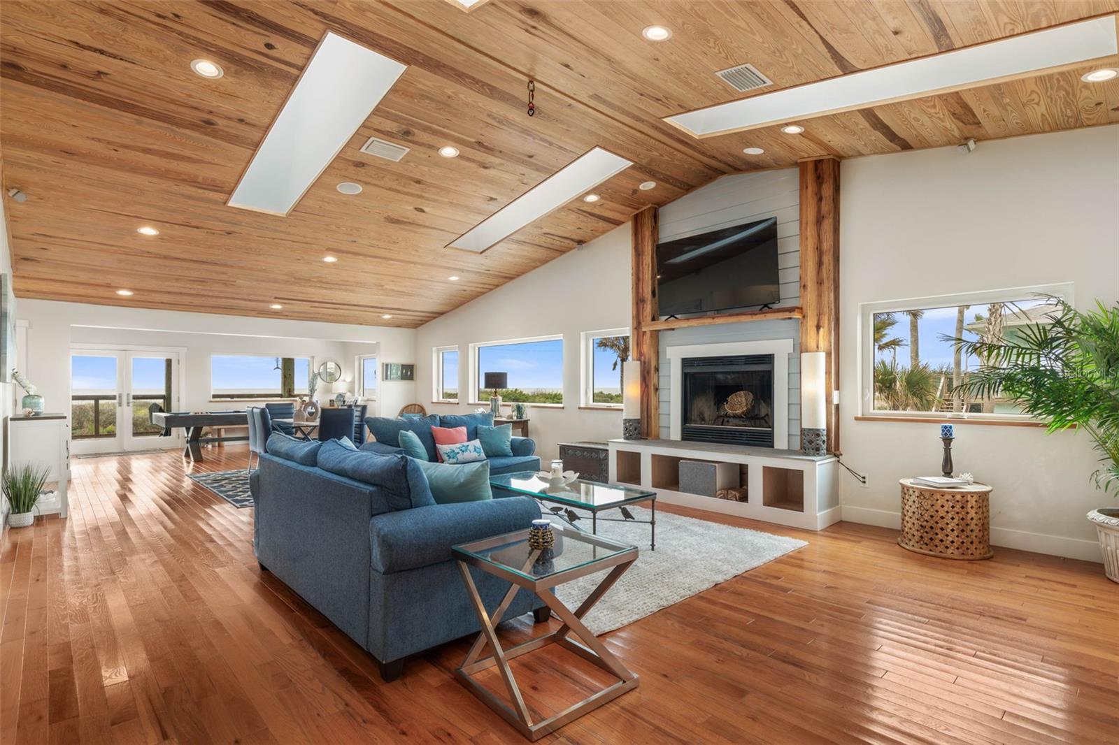 OSPREY POINT - Residential