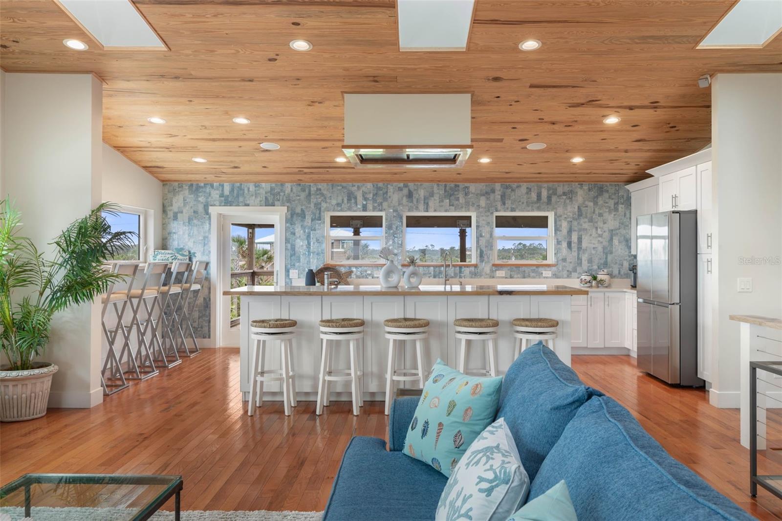 OSPREY POINT - Residential