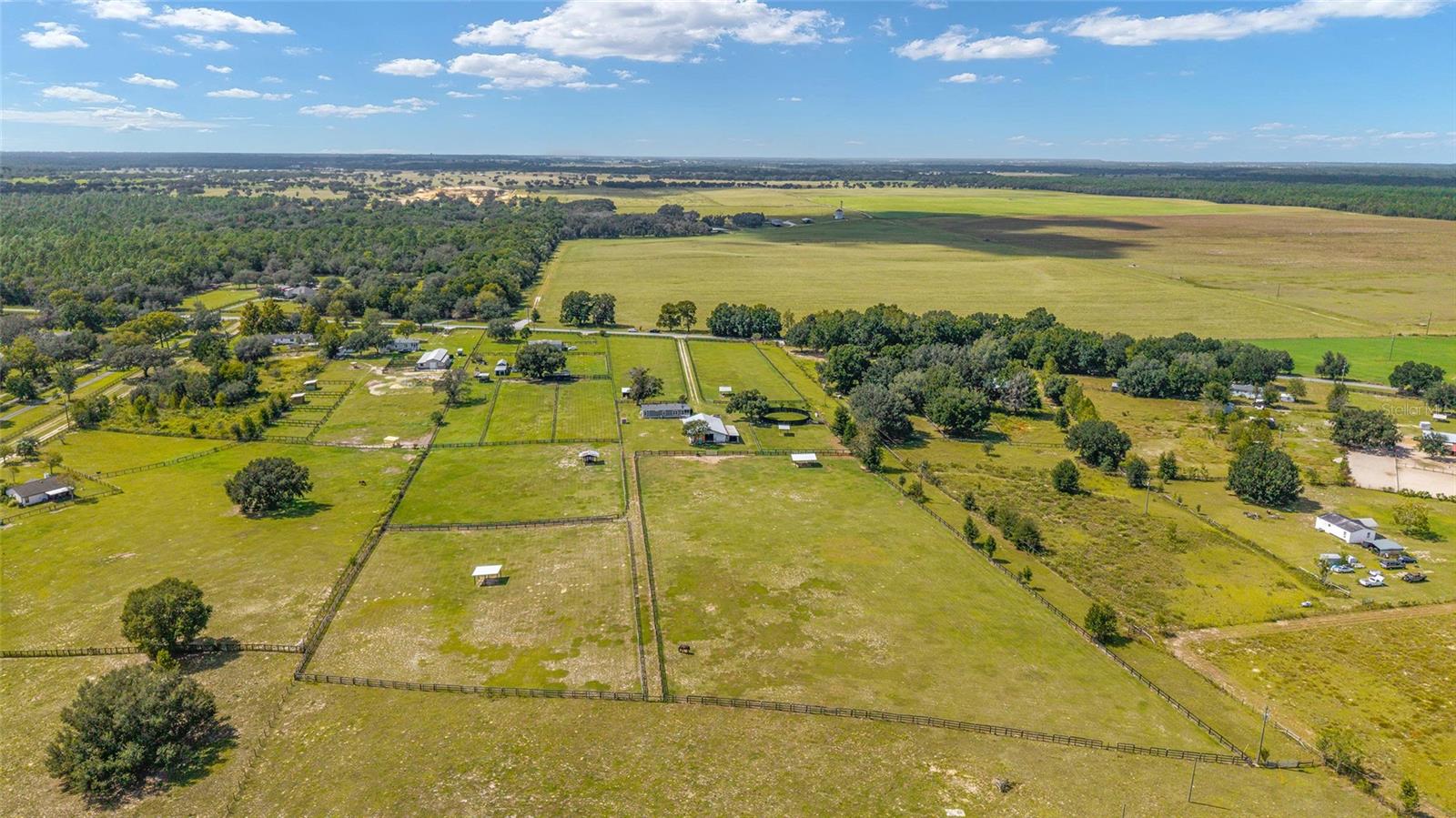 CLASSIC FARMS - Residential