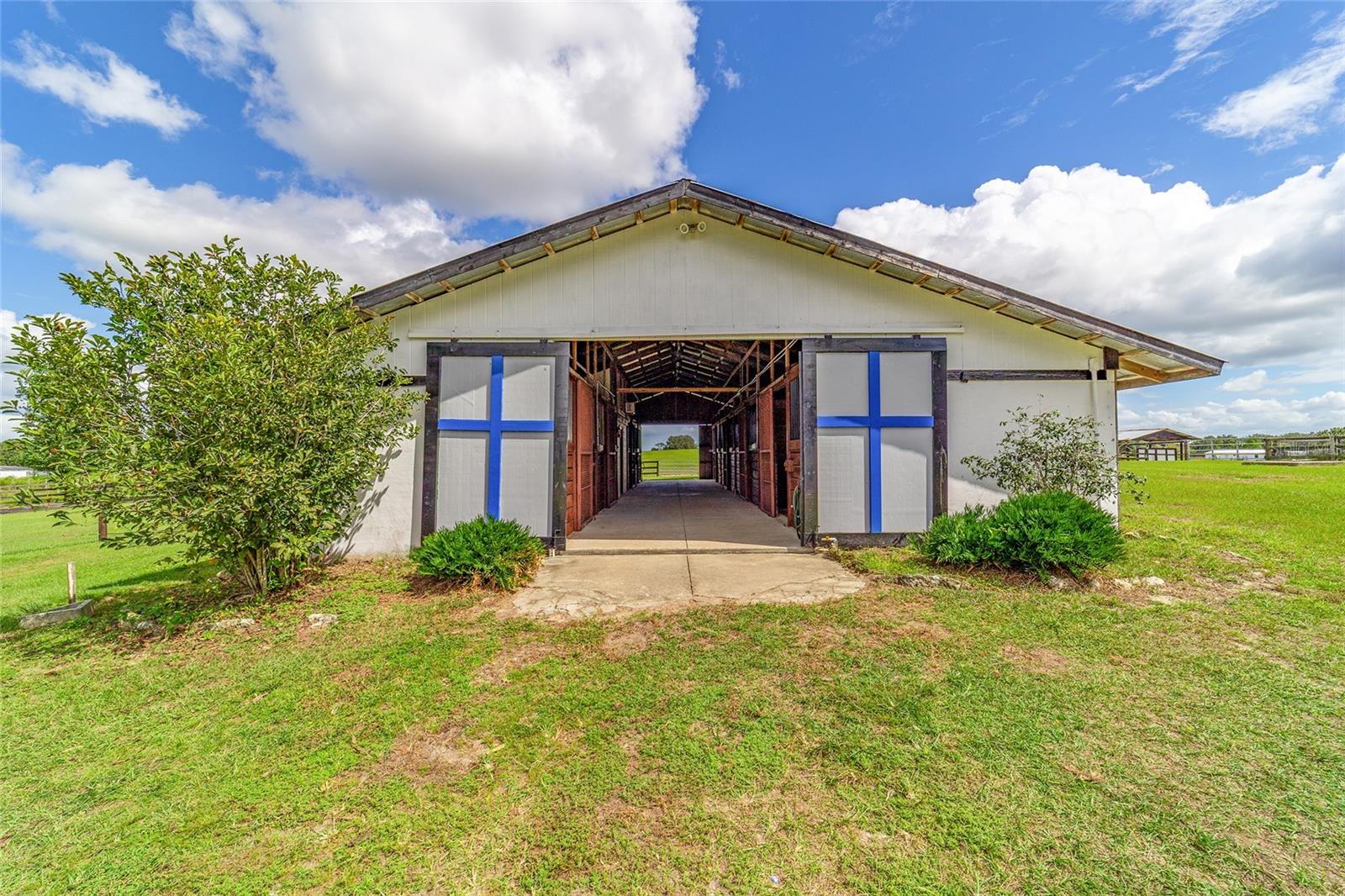 CLASSIC FARMS - Residential