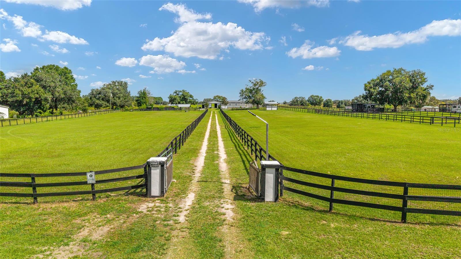 CLASSIC FARMS - Residential