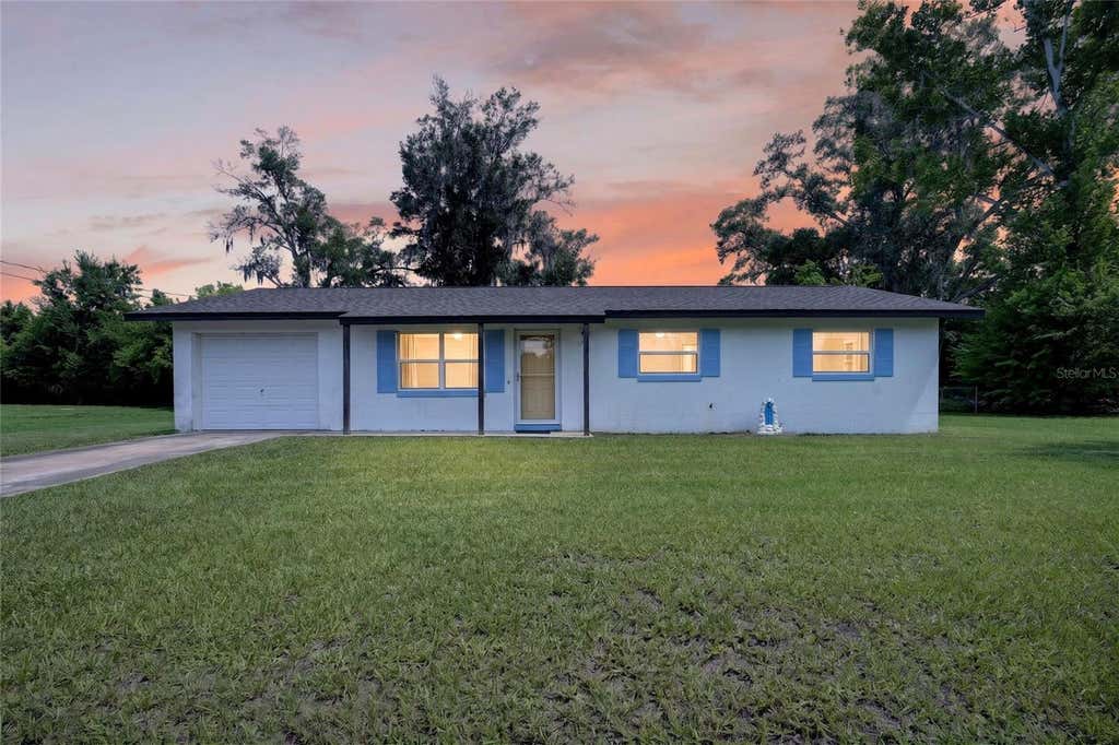 Photo of 1901 NE 52nd Street, Ocala, FL 34479 (MLS # OM729244)