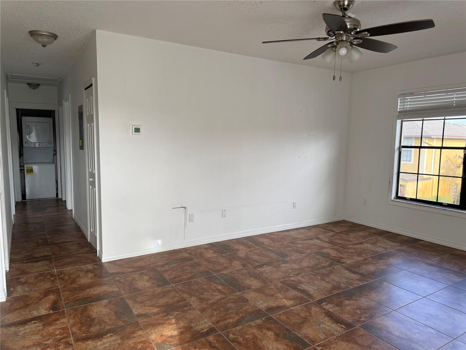 HIDDEN OAKS CONDO PH 11 - Residential