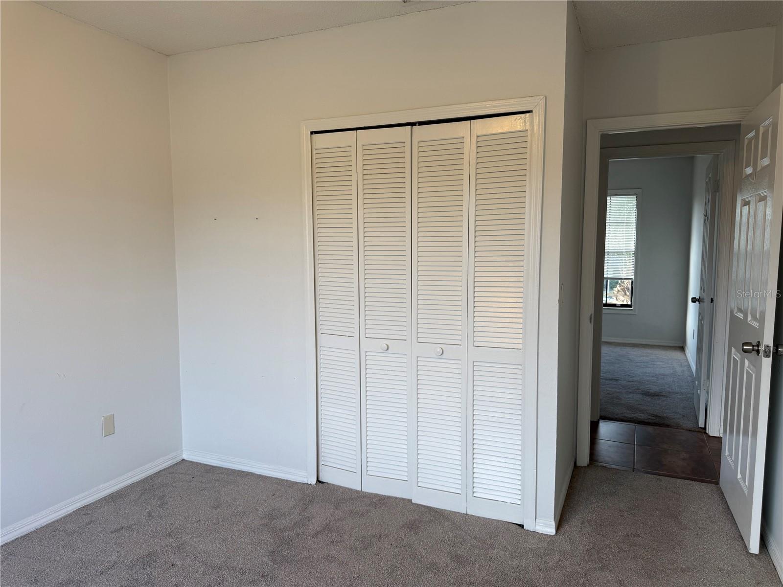 HIDDEN OAKS CONDO PH 11 - Residential