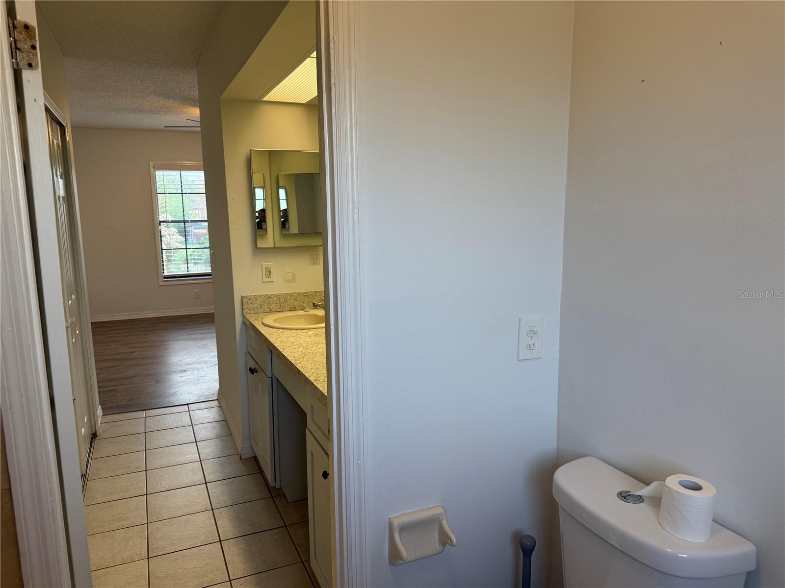 HIDDEN OAKS CONDO PH 11 - Residential