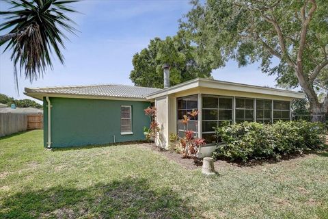 Single Family Residence in SEMINOLE FL 11773 111TH AVENUE 34.jpg