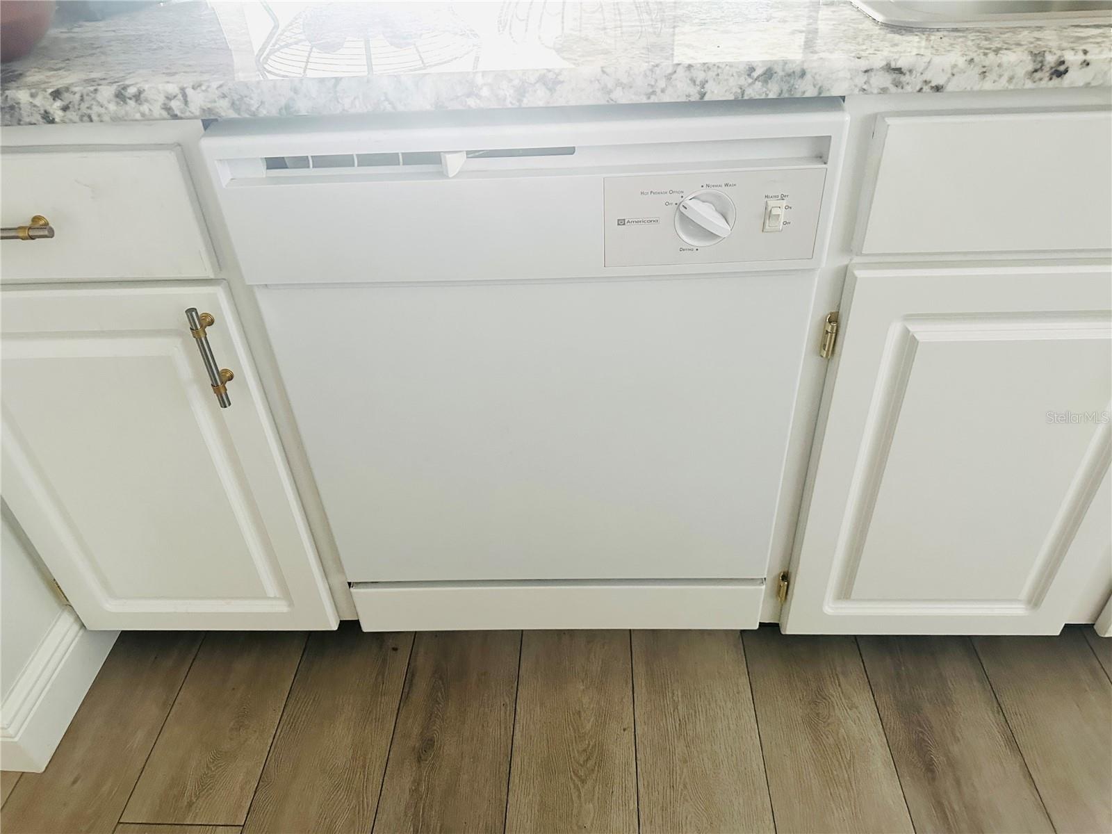 BARRINGTON WOODS - Residential