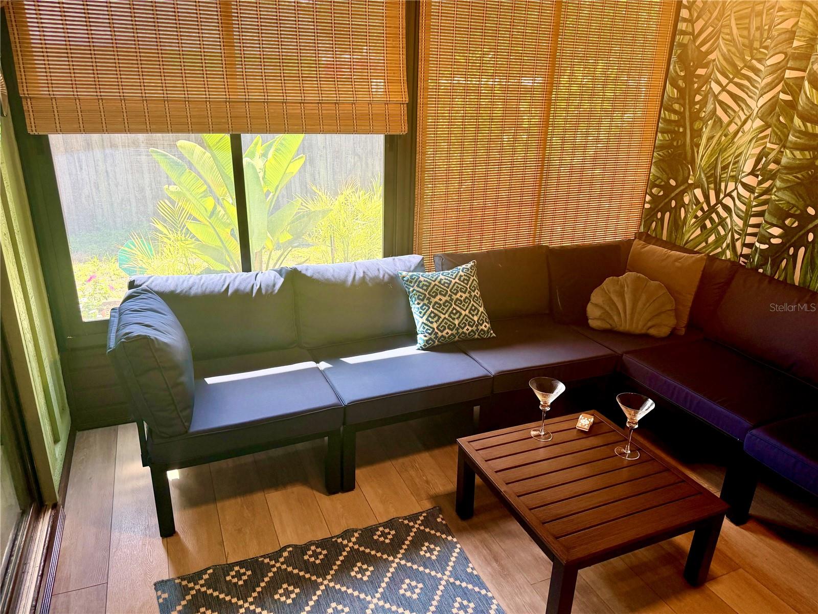 BARRINGTON WOODS - Residential