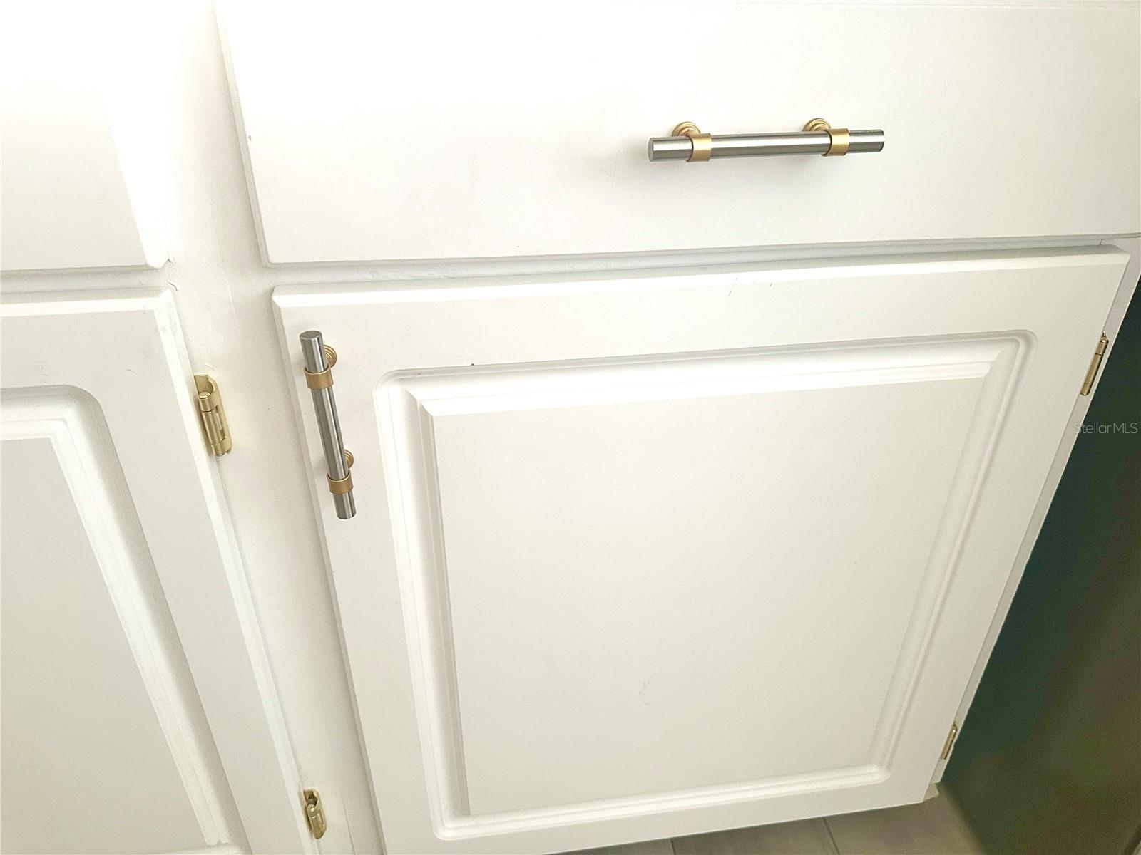 BARRINGTON WOODS - Residential