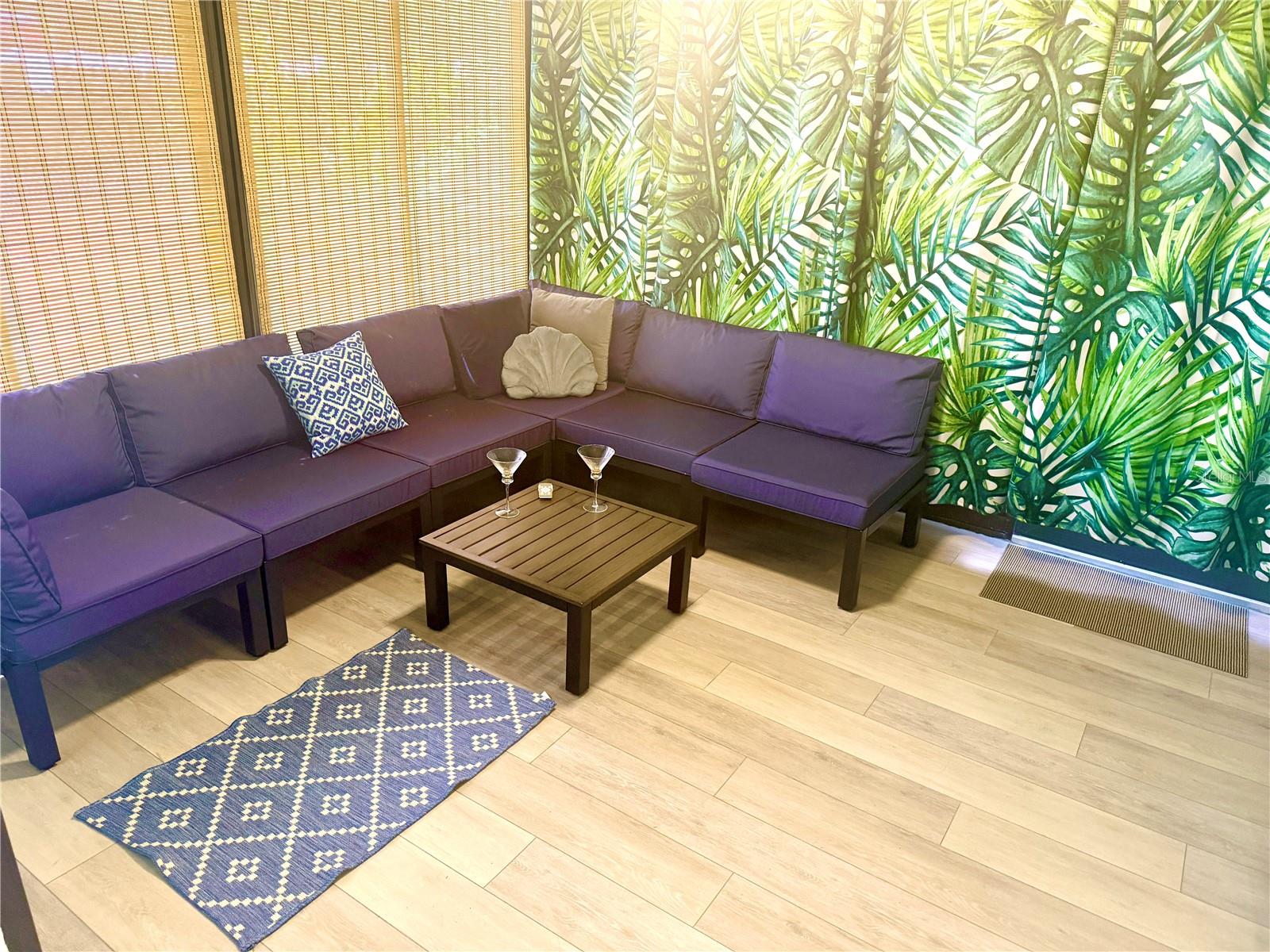 BARRINGTON WOODS - Residential