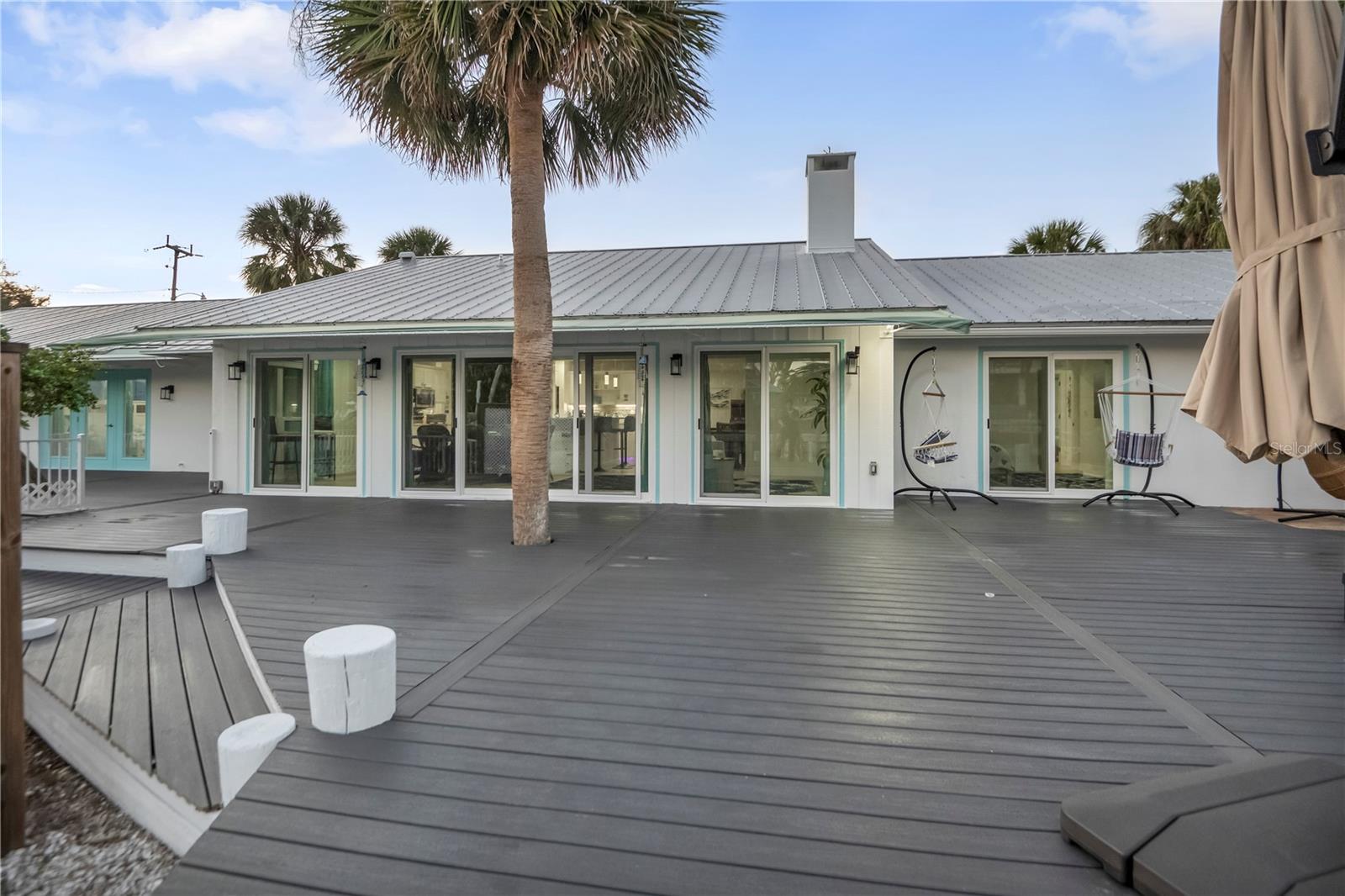 LANDS END - Residential Lease