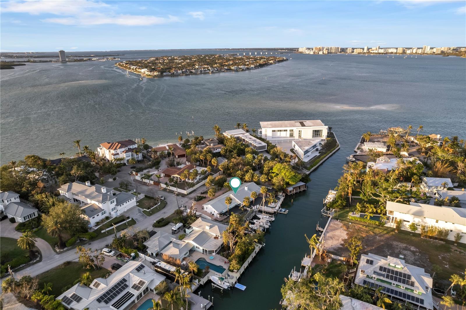 LANDS END - Residential Lease