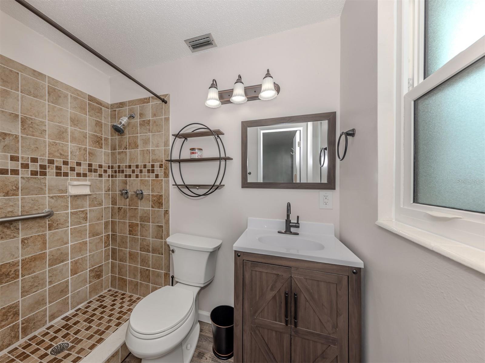 PARKVIEW MANOR - Residential