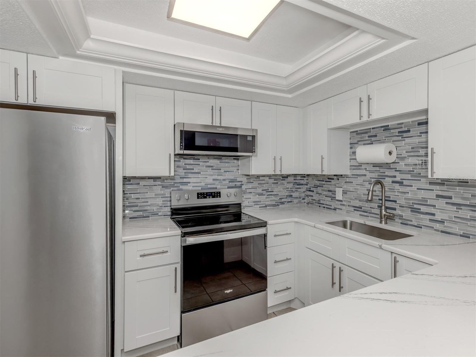 PARKVIEW MANOR - Residential