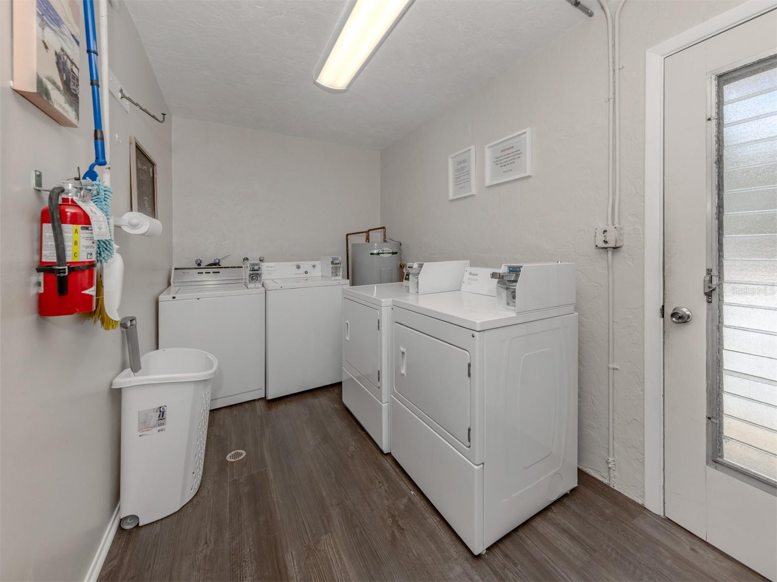 PARKVIEW MANOR - Residential