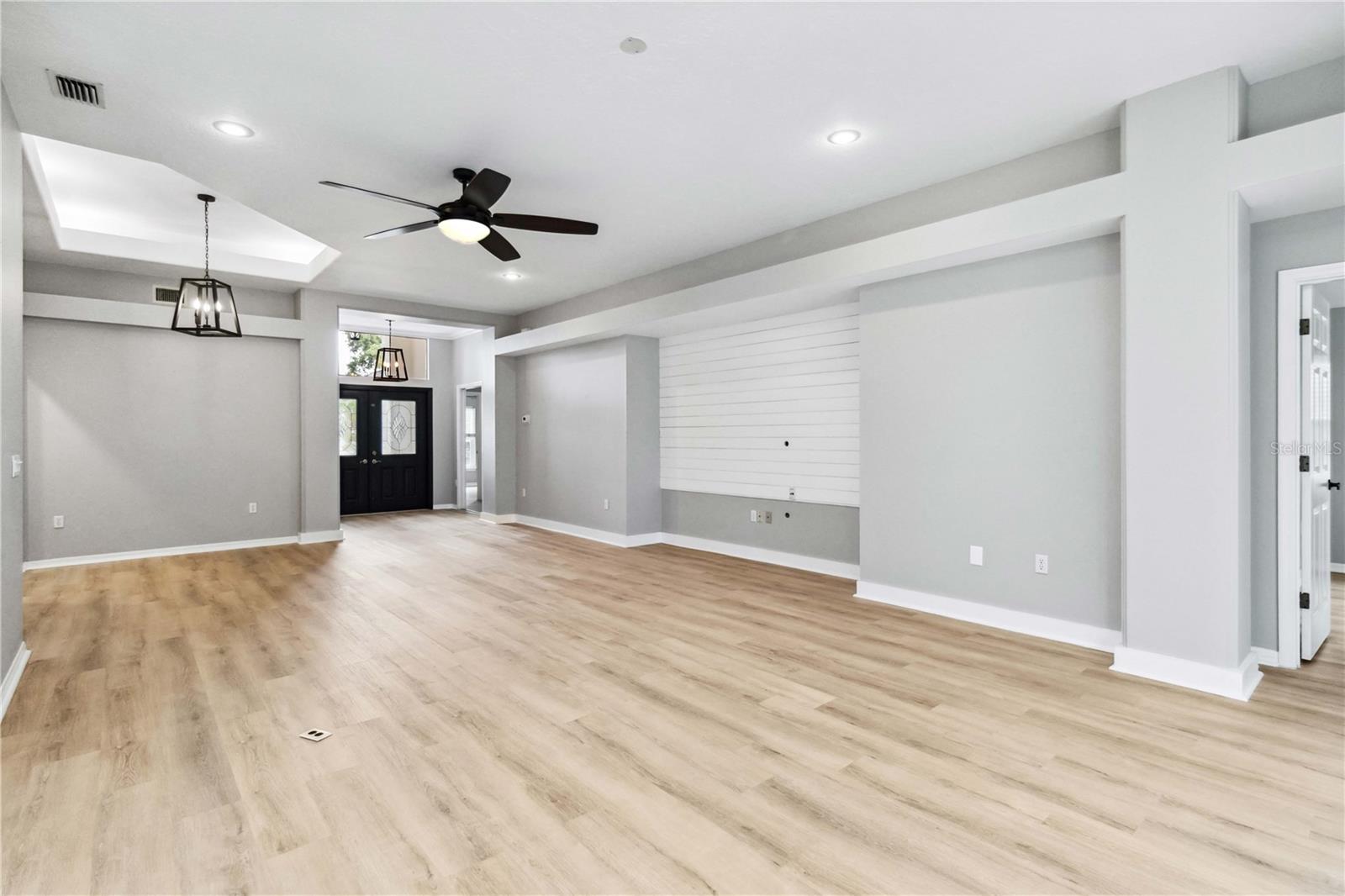 ARBOR OAKS - Residential Lease