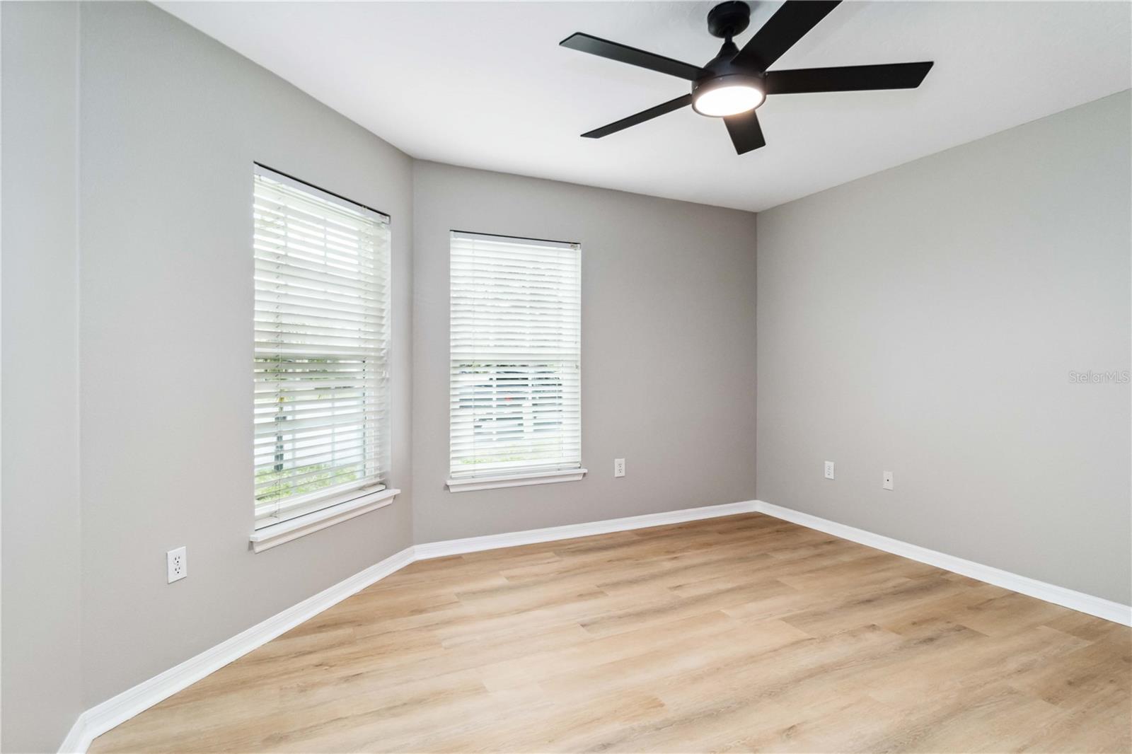 ARBOR OAKS - Residential Lease