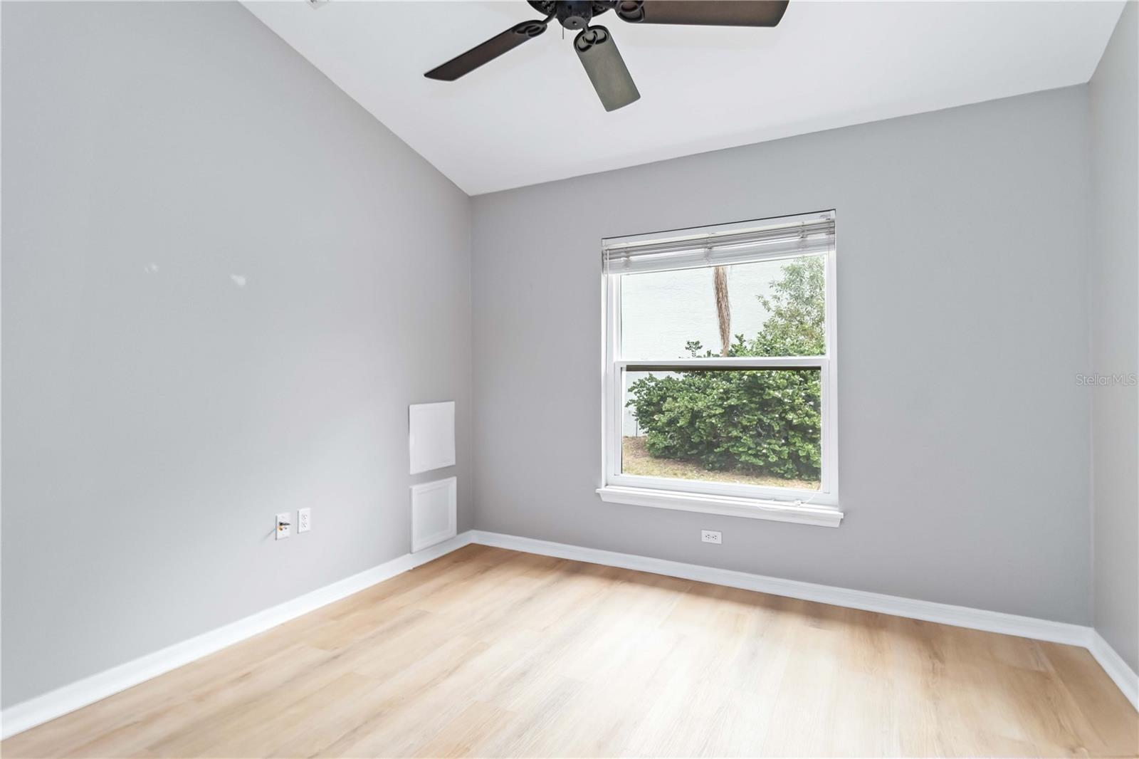 ARBOR OAKS - Residential Lease