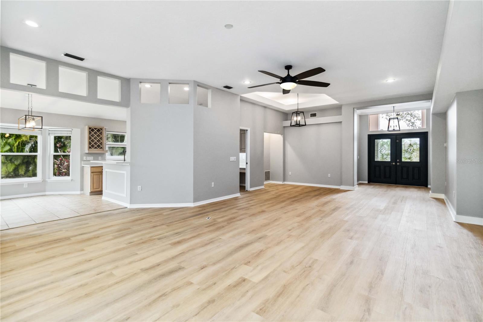 ARBOR OAKS - Residential Lease