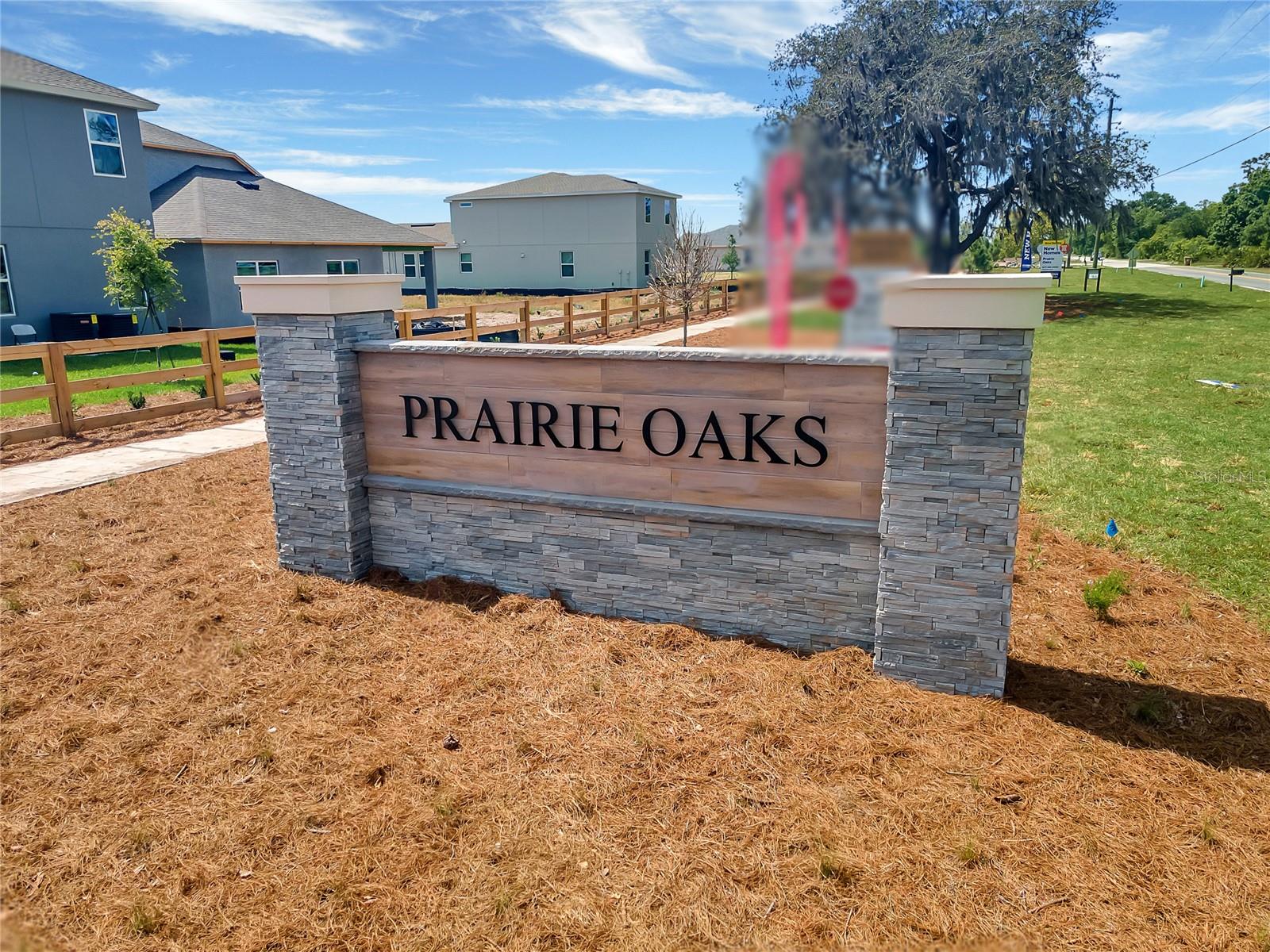 PRAIRIE OAKS - Residential