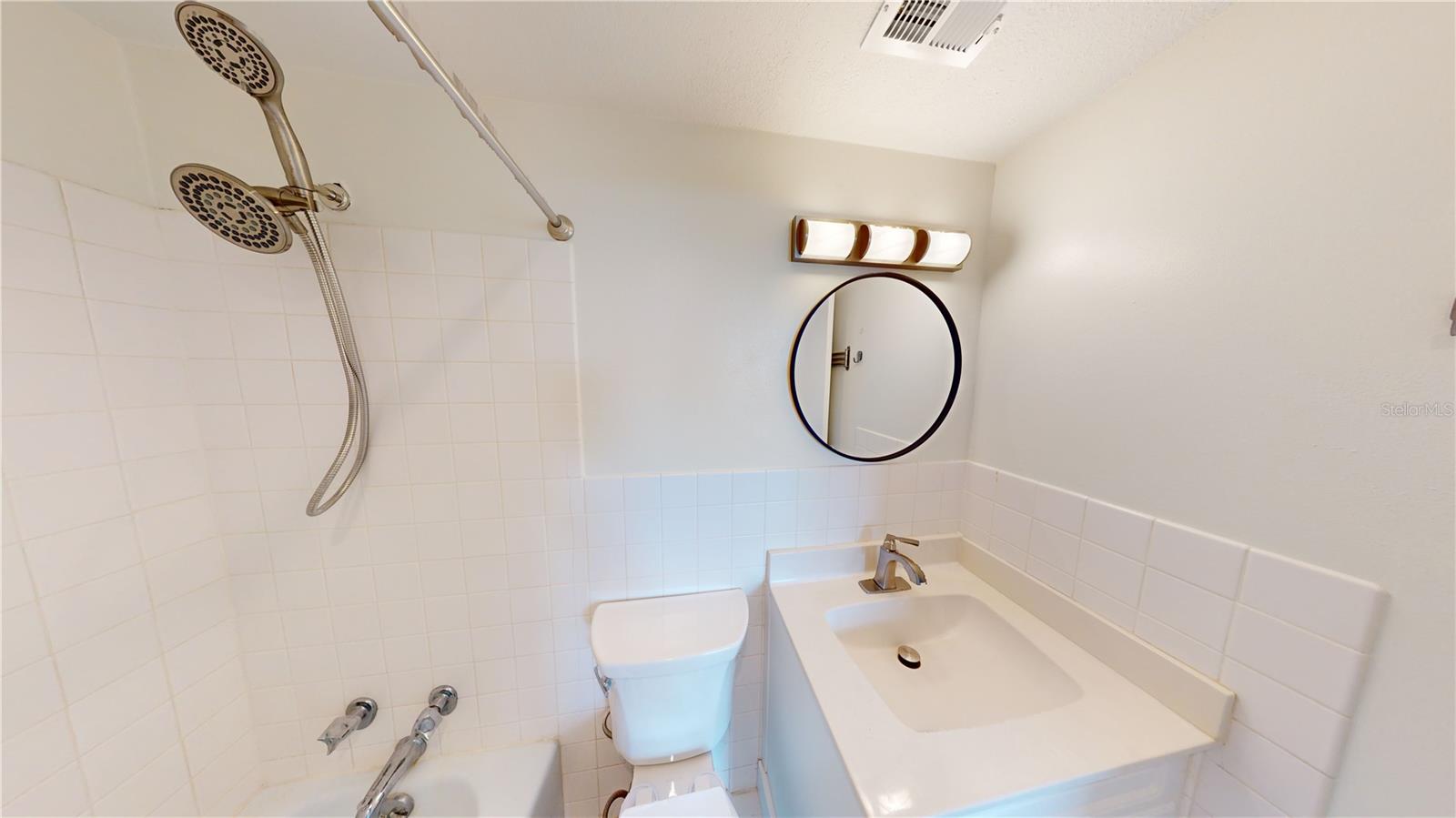 BAYSHORE TOWERS A CONDO - Residential Lease