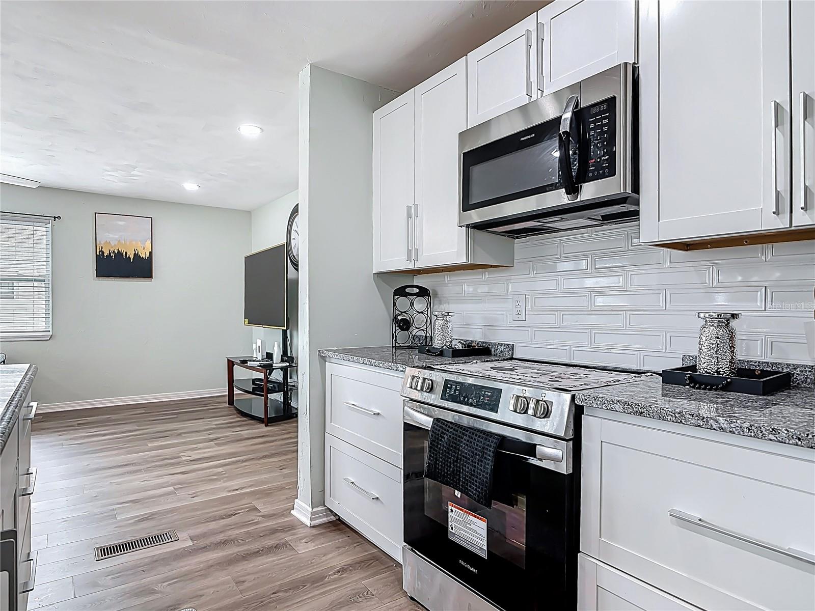 MASON HEIGHTS - Residential