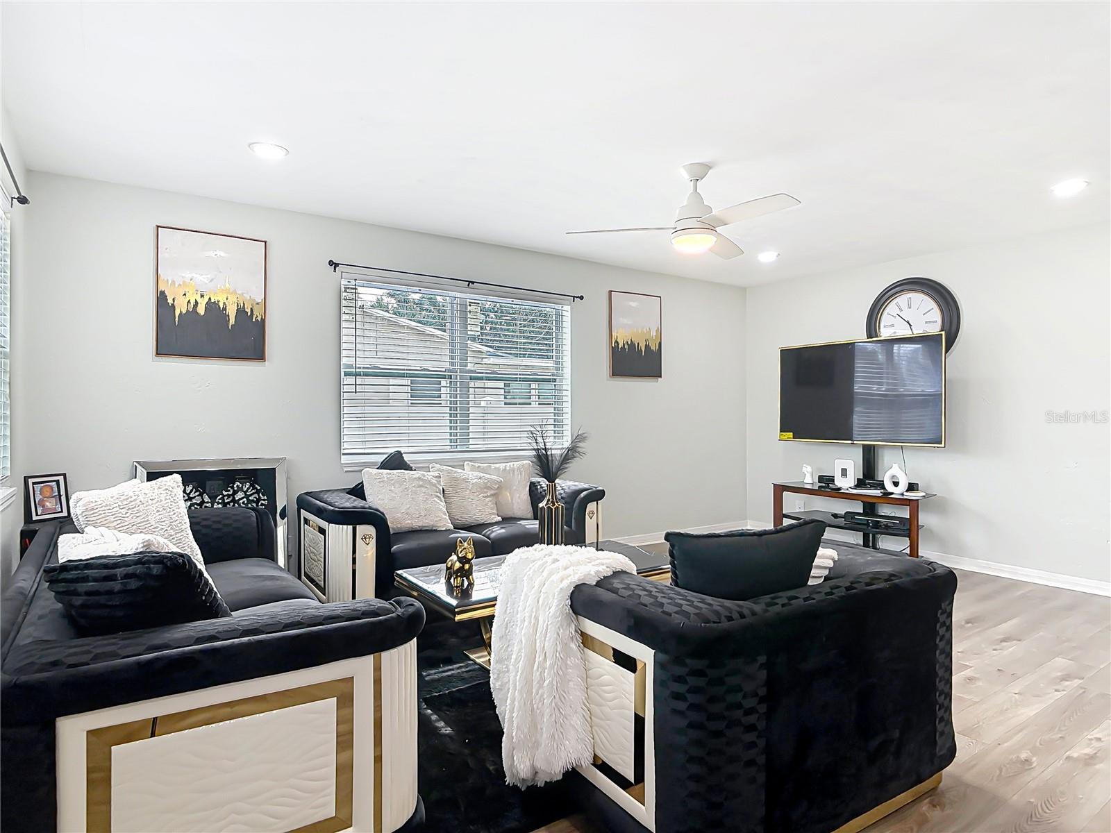 MASON HEIGHTS - Residential