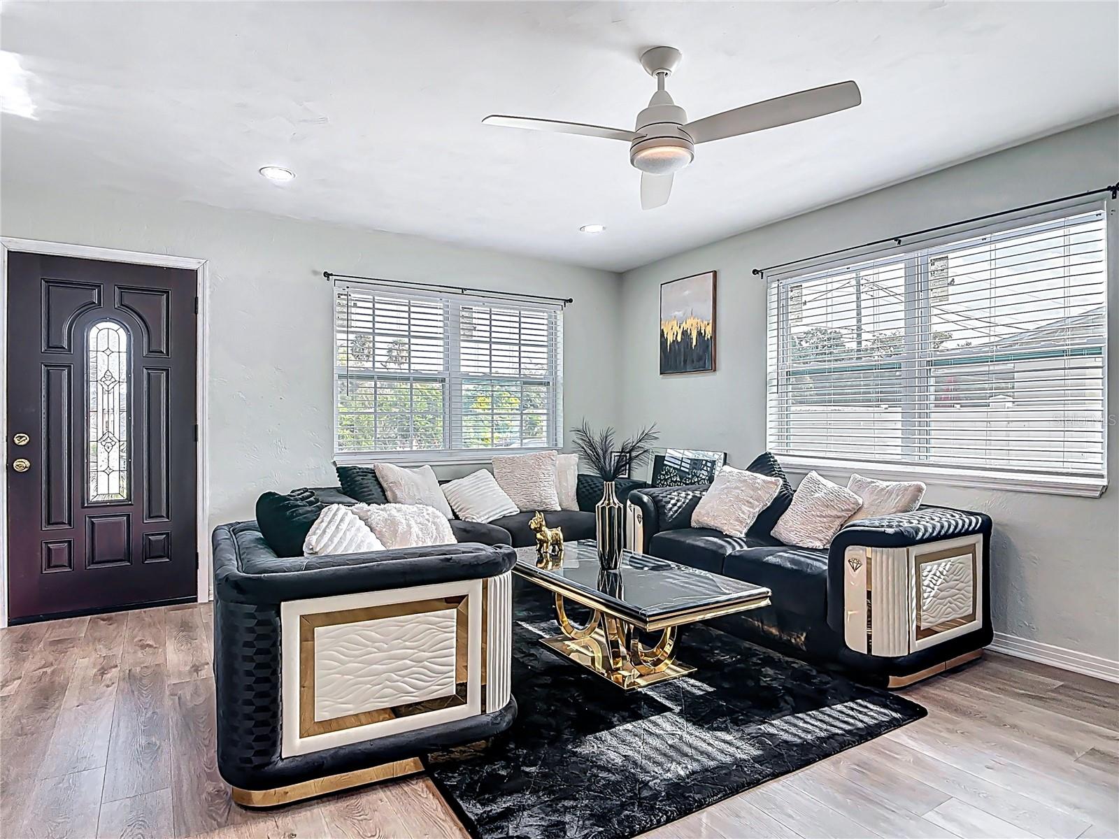 MASON HEIGHTS - Residential