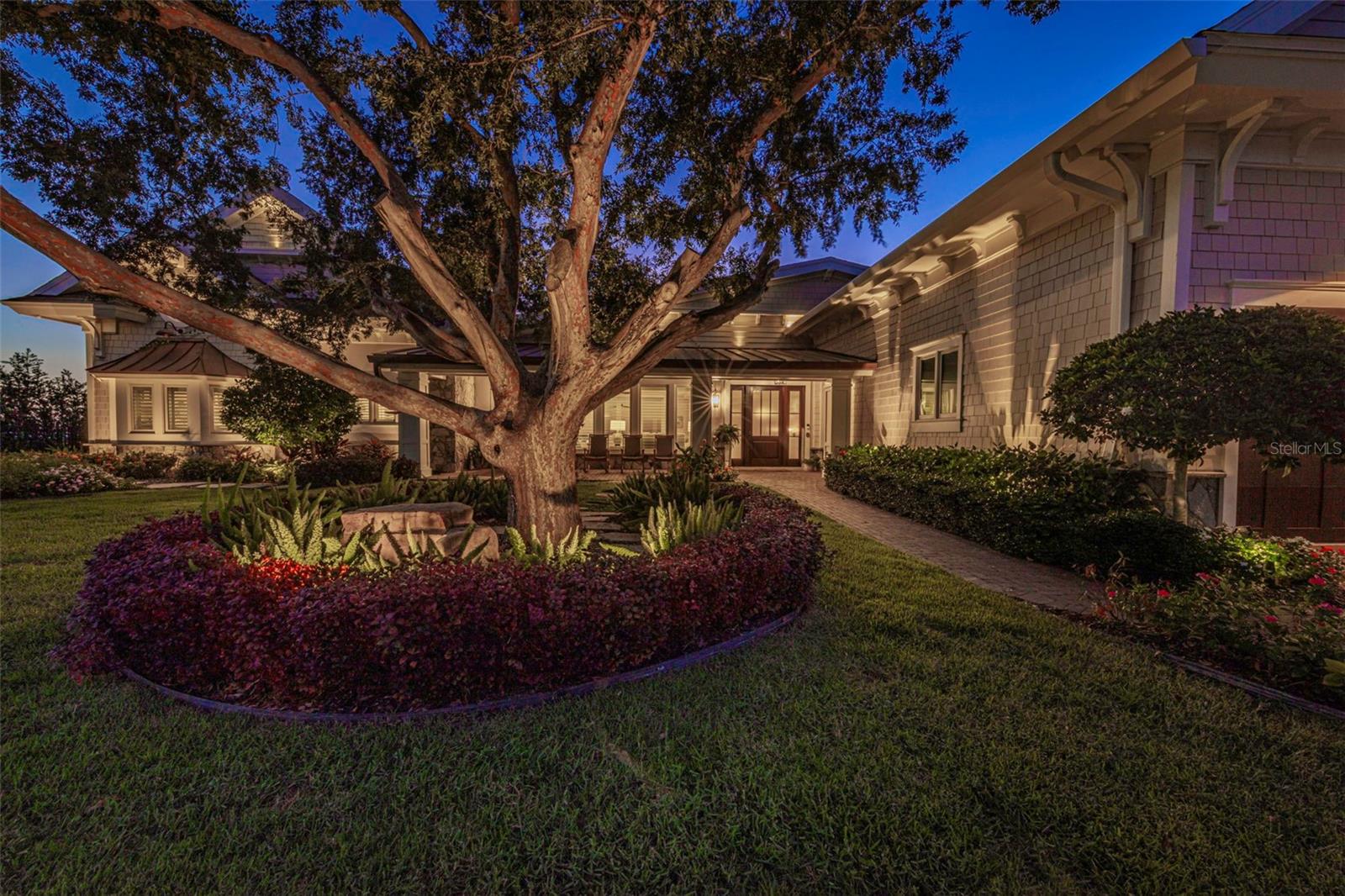 1744 SANTA BARBARA DRIVE