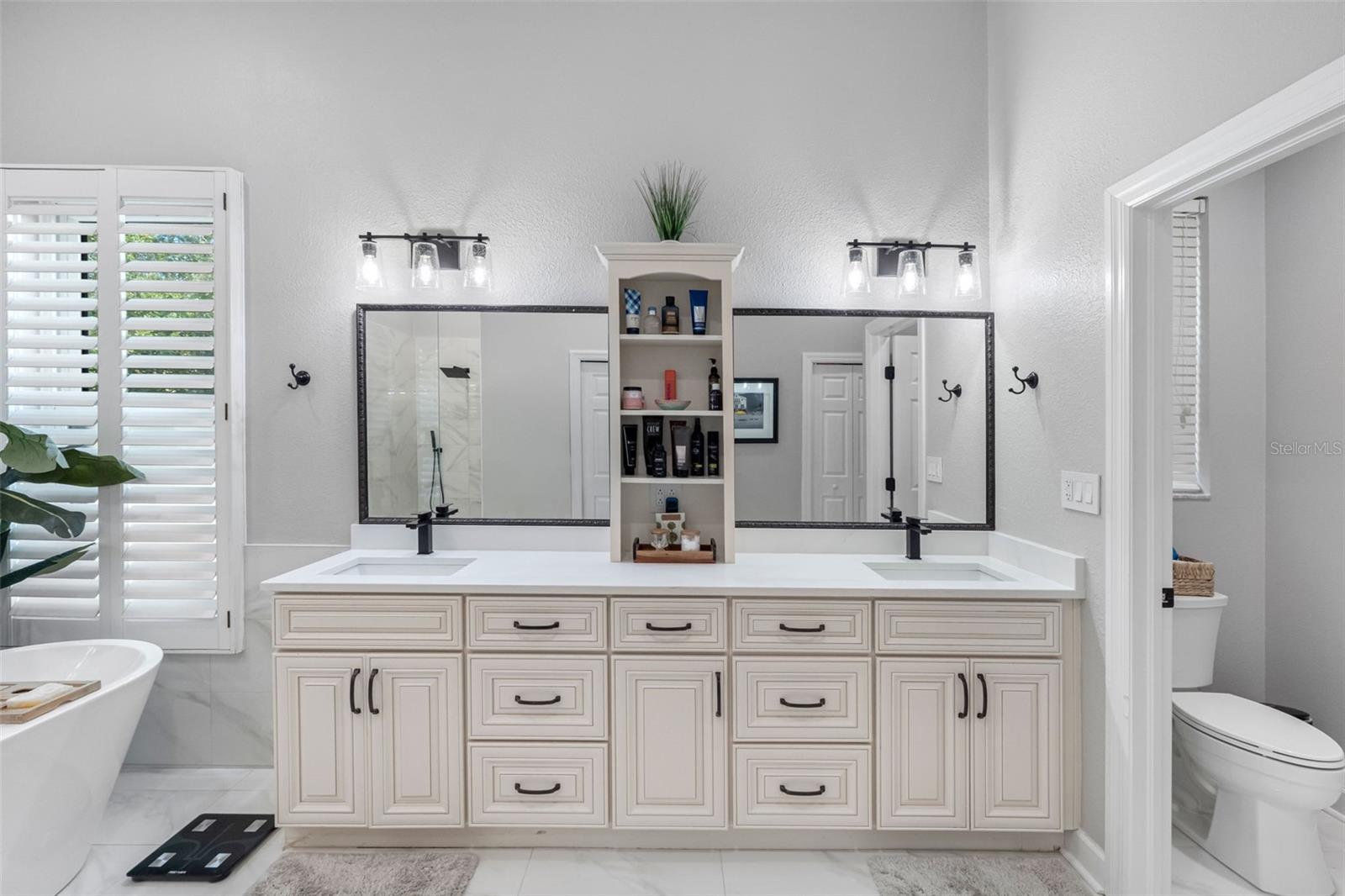 BAYOU CLUB ESTATES - Residential