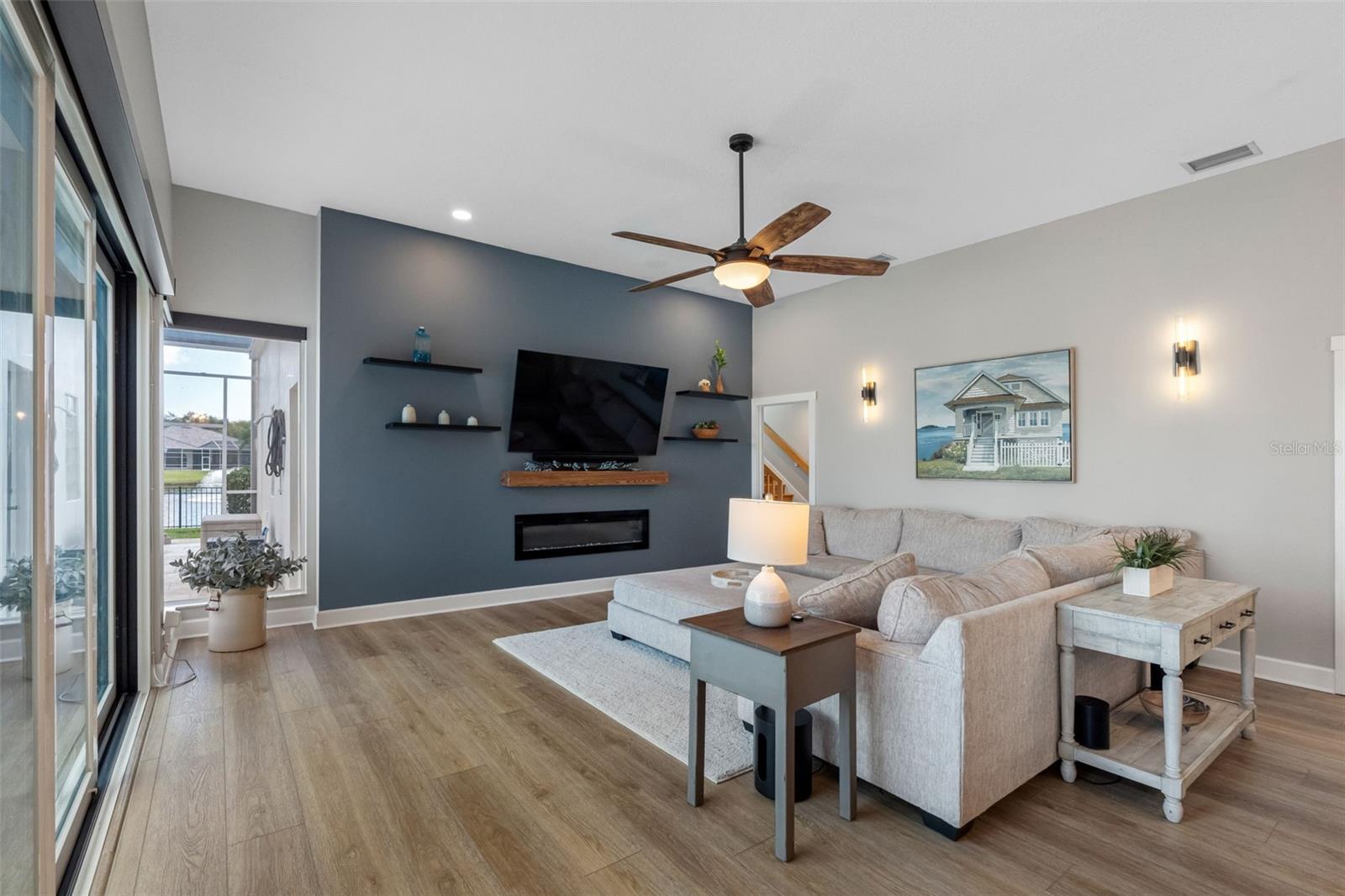 BAYOU CLUB ESTATES - Residential