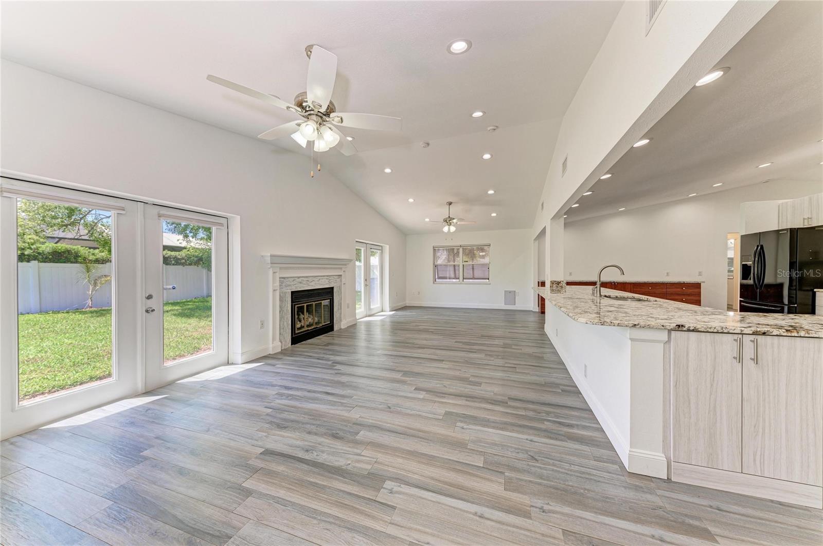 BELAIR BAYOU - Residential