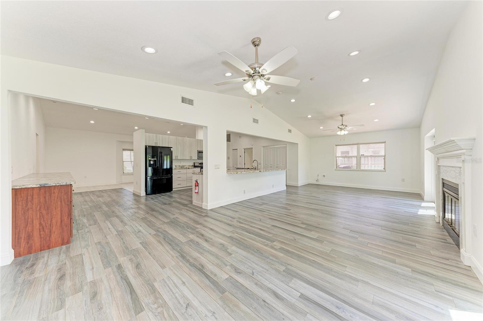 BELAIR BAYOU - Residential