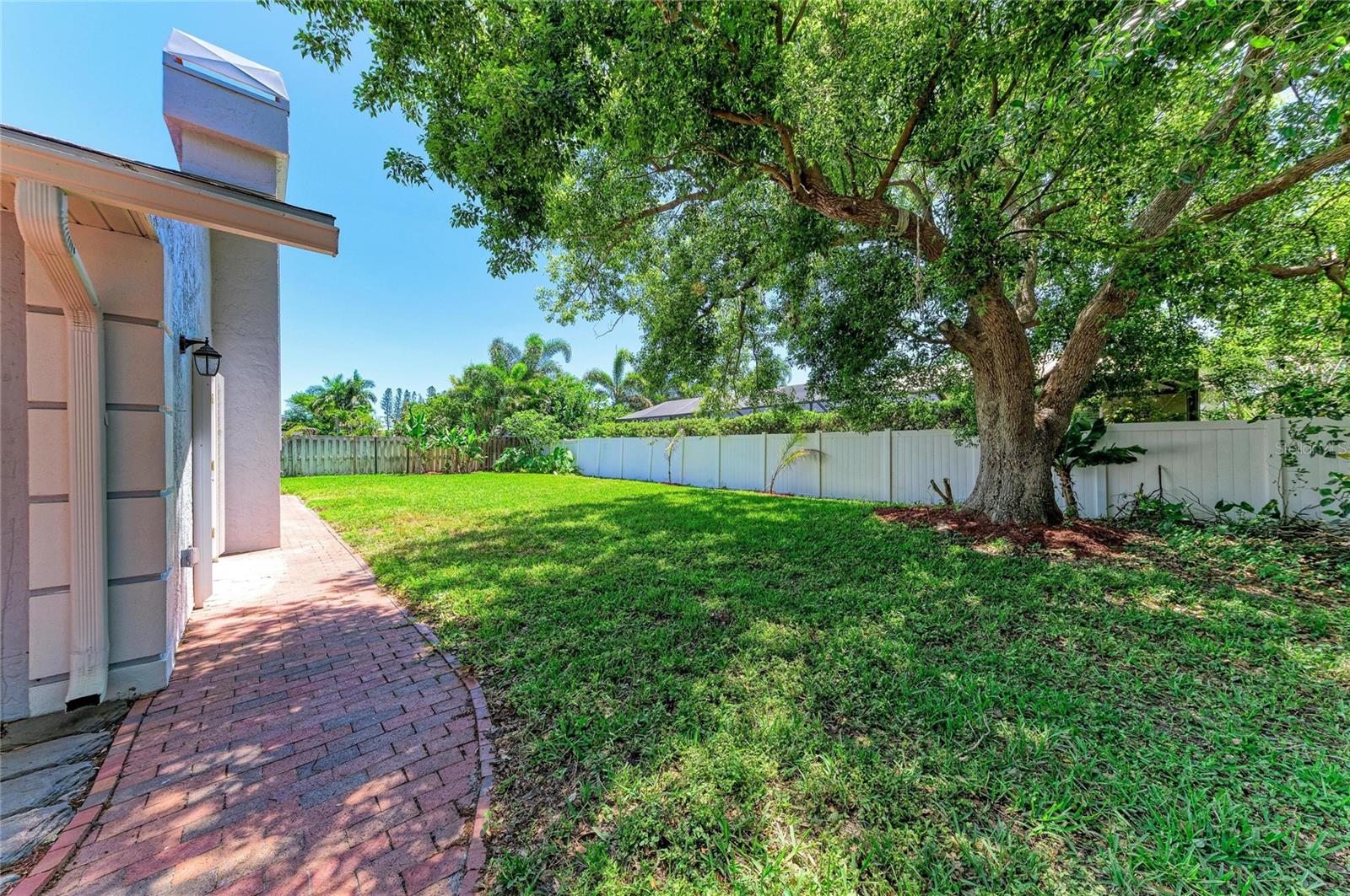 BELAIR BAYOU - Residential