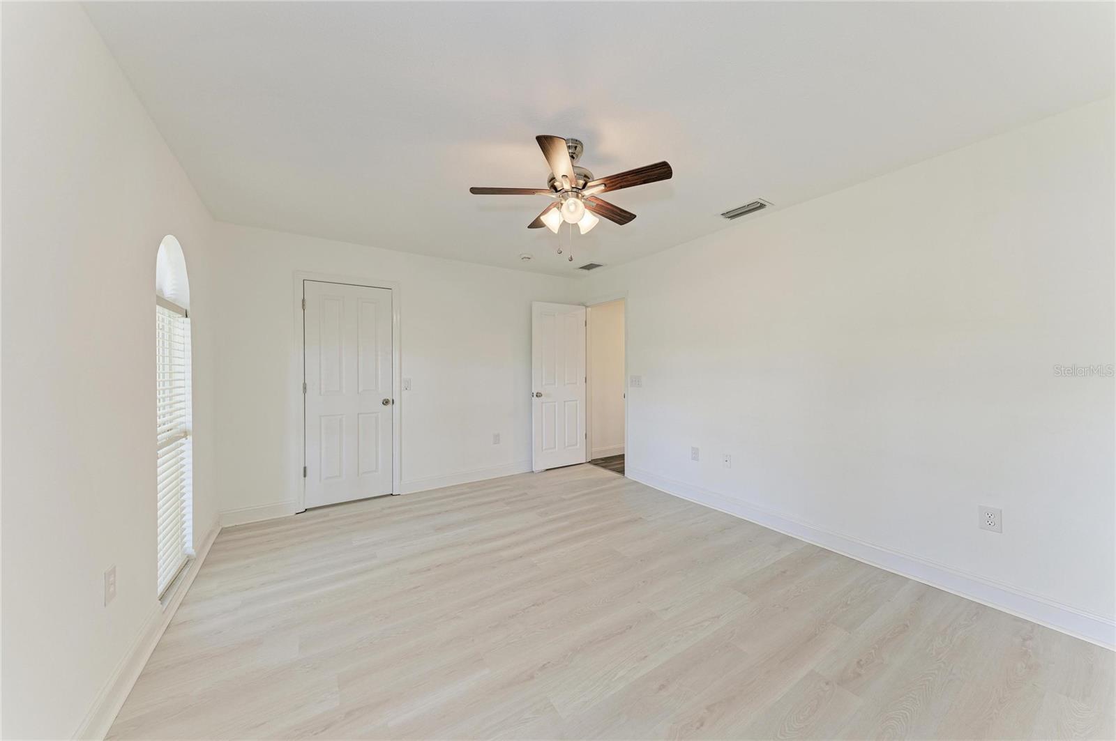 BELAIR BAYOU - Residential