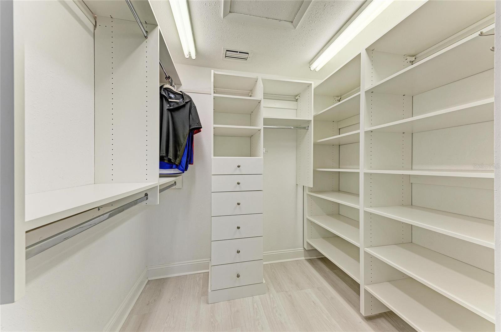 BELAIR BAYOU - Residential