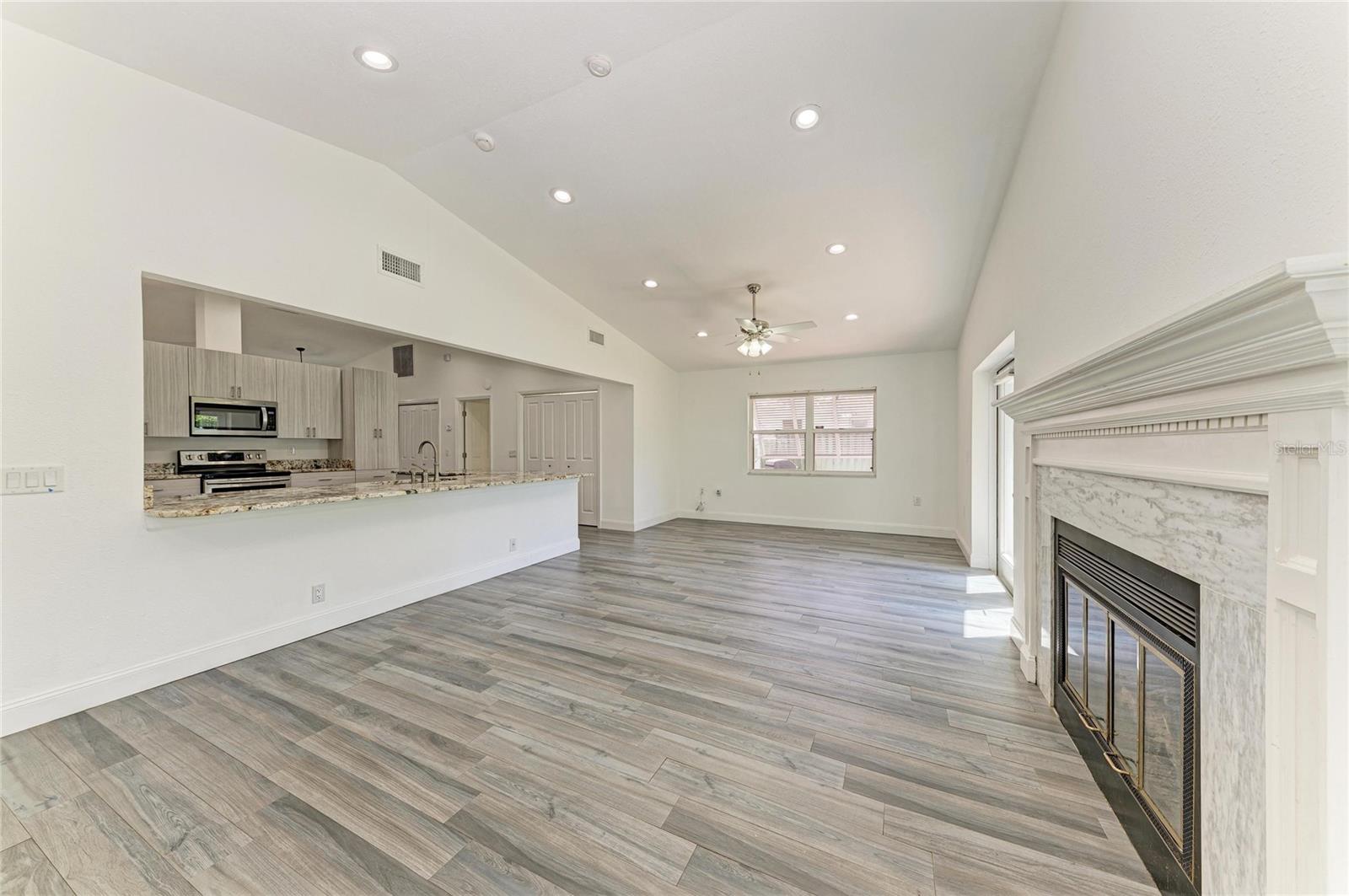 BELAIR BAYOU - Residential